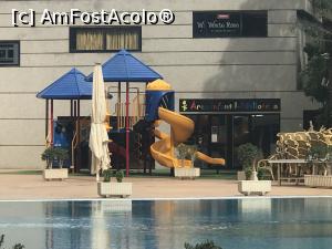 [P76] Gran Hotel Bali Benidorm - loc de joacă pentru copii la piscină » foto by nicole33
 - 
<span class="allrVoted glyphicon glyphicon-heart hidden" id="av1344648"></span>
<a class="m-l-10 hidden" id="sv1344648" onclick="voting_Foto_DelVot(,1344648,20673)" role="button">șterge vot <span class="glyphicon glyphicon-remove"></span></a>
<a id="v91344648" class=" c-red"  onclick="voting_Foto_SetVot(1344648)" role="button"><span class="glyphicon glyphicon-heart-empty"></span> <b>LIKE</b> = Votează poza</a> <img class="hidden"  id="f1344648W9" src="/imagini/loader.gif" border="0" /><span class="AjErrMes hidden" id="e1344648ErM"></span>