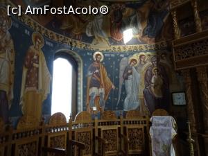 [P07] Scene religioase în biserica Mănăstirii Dridu.  » foto by tata123 🔱
 - 
<span class="allrVoted glyphicon glyphicon-heart hidden" id="av1111433"></span>
<a class="m-l-10 hidden" id="sv1111433" onclick="voting_Foto_DelVot(,1111433,20725)" role="button">șterge vot <span class="glyphicon glyphicon-remove"></span></a>
<a id="v91111433" class=" c-red"  onclick="voting_Foto_SetVot(1111433)" role="button"><span class="glyphicon glyphicon-heart-empty"></span> <b>LIKE</b> = Votează poza</a> <img class="hidden"  id="f1111433W9" src="/imagini/loader.gif" border="0" /><span class="AjErrMes hidden" id="e1111433ErM"></span>