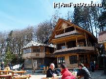 [P10] Cabana Stana Regala, locul unde sunt amenajate camerele. » foto by pepsi70ro
 - 
<span class="allrVoted glyphicon glyphicon-heart hidden" id="av65779"></span>
<a class="m-l-10 hidden" id="sv65779" onclick="voting_Foto_DelVot(,65779,20952)" role="button">șterge vot <span class="glyphicon glyphicon-remove"></span></a>
<a id="v965779" class=" c-red"  onclick="voting_Foto_SetVot(65779)" role="button"><span class="glyphicon glyphicon-heart-empty"></span> <b>LIKE</b> = Votează poza</a> <img class="hidden"  id="f65779W9" src="/imagini/loader.gif" border="0" /><span class="AjErrMes hidden" id="e65779ErM"></span>