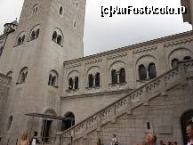 [P18] Castelele Bavariei - Neuschwanstein, vedere din curtea interioara.  » foto by iulianic
 - 
<span class="allrVoted glyphicon glyphicon-heart hidden" id="av377093"></span>
<a class="m-l-10 hidden" id="sv377093" onclick="voting_Foto_DelVot(,377093,20953)" role="button">șterge vot <span class="glyphicon glyphicon-remove"></span></a>
<a id="v9377093" class=" c-red"  onclick="voting_Foto_SetVot(377093)" role="button"><span class="glyphicon glyphicon-heart-empty"></span> <b>LIKE</b> = Votează poza</a> <img class="hidden"  id="f377093W9" src="/imagini/loader.gif" border="0" /><span class="AjErrMes hidden" id="e377093ErM"></span>