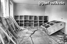 [P23] Restuaurantul fara Nume, Andreneasa / Un fost birou TESA » foto by dorgo <span class="label label-default labelC_thin small">NEVOTABILĂ</span>