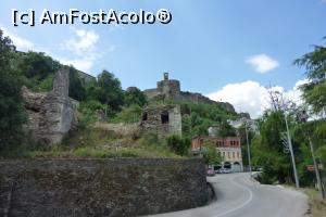 [P39] Gjirokaster - pe aici am parcat » foto by dansysro
 - 
<span class="allrVoted glyphicon glyphicon-heart hidden" id="av788988"></span>
<a class="m-l-10 hidden" id="sv788988" onclick="voting_Foto_DelVot(,788988,21005)" role="button">șterge vot <span class="glyphicon glyphicon-remove"></span></a>
<a id="v9788988" class=" c-red"  onclick="voting_Foto_SetVot(788988)" role="button"><span class="glyphicon glyphicon-heart-empty"></span> <b>LIKE</b> = Votează poza</a> <img class="hidden"  id="f788988W9" src="/imagini/loader.gif" border="0" /><span class="AjErrMes hidden" id="e788988ErM"></span>