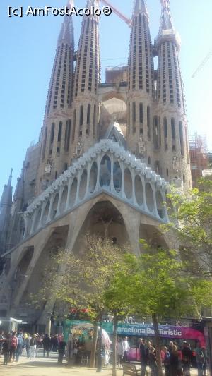 [P14] Sagrada Familia - fatada Patimilor si Mortii » foto by raducondurache
 - 
<span class="allrVoted glyphicon glyphicon-heart hidden" id="av849317"></span>
<a class="m-l-10 hidden" id="sv849317" onclick="voting_Foto_DelVot(,849317,21008)" role="button">șterge vot <span class="glyphicon glyphicon-remove"></span></a>
<a id="v9849317" class=" c-red"  onclick="voting_Foto_SetVot(849317)" role="button"><span class="glyphicon glyphicon-heart-empty"></span> <b>LIKE</b> = Votează poza</a> <img class="hidden"  id="f849317W9" src="/imagini/loader.gif" border="0" /><span class="AjErrMes hidden" id="e849317ErM"></span>