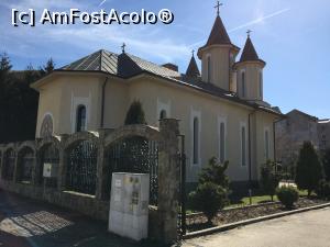 [P15] Biserica Iosif cel Nou » foto by AZE
 - 
<span class="allrVoted glyphicon glyphicon-heart hidden" id="av1071881"></span>
<a class="m-l-10 hidden" id="sv1071881" onclick="voting_Foto_DelVot(,1071881,21011)" role="button">șterge vot <span class="glyphicon glyphicon-remove"></span></a>
<a id="v91071881" class=" c-red"  onclick="voting_Foto_SetVot(1071881)" role="button"><span class="glyphicon glyphicon-heart-empty"></span> <b>LIKE</b> = Votează poza</a> <img class="hidden"  id="f1071881W9" src="/imagini/loader.gif" border="0" /><span class="AjErrMes hidden" id="e1071881ErM"></span>