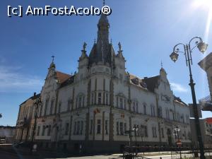 [P24] Primăria Caransebeș » foto by AZE
 - 
<span class="allrVoted glyphicon glyphicon-heart hidden" id="av1071898"></span>
<a class="m-l-10 hidden" id="sv1071898" onclick="voting_Foto_DelVot(,1071898,21011)" role="button">șterge vot <span class="glyphicon glyphicon-remove"></span></a>
<a id="v91071898" class=" c-red"  onclick="voting_Foto_SetVot(1071898)" role="button"><span class="glyphicon glyphicon-heart-empty"></span> <b>LIKE</b> = Votează poza</a> <img class="hidden"  id="f1071898W9" src="/imagini/loader.gif" border="0" /><span class="AjErrMes hidden" id="e1071898ErM"></span>