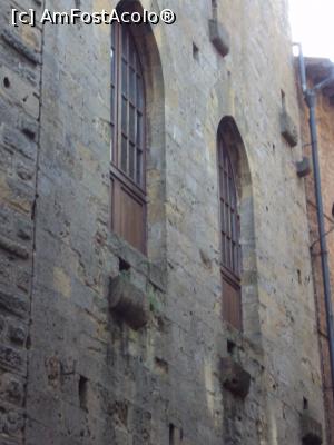 [P51] Casa Torri Toscano.  » foto by Carmen Ion
 - 
<span class="allrVoted glyphicon glyphicon-heart hidden" id="av812074"></span>
<a class="m-l-10 hidden" id="sv812074" onclick="voting_Foto_DelVot(,812074,21018)" role="button">șterge vot <span class="glyphicon glyphicon-remove"></span></a>
<a id="v9812074" class=" c-red"  onclick="voting_Foto_SetVot(812074)" role="button"><span class="glyphicon glyphicon-heart-empty"></span> <b>LIKE</b> = Votează poza</a> <img class="hidden"  id="f812074W9" src="/imagini/loader.gif" border="0" /><span class="AjErrMes hidden" id="e812074ErM"></span>