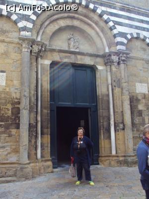 [P55] Chiesa San Michele şi papucii mei galbeni.  » foto by Carmen Ion
 - 
<span class="allrVoted glyphicon glyphicon-heart hidden" id="av812079"></span>
<a class="m-l-10 hidden" id="sv812079" onclick="voting_Foto_DelVot(,812079,21018)" role="button">șterge vot <span class="glyphicon glyphicon-remove"></span></a>
<a id="v9812079" class=" c-red"  onclick="voting_Foto_SetVot(812079)" role="button"><span class="glyphicon glyphicon-heart-empty"></span> <b>LIKE</b> = Votează poza</a> <img class="hidden"  id="f812079W9" src="/imagini/loader.gif" border="0" /><span class="AjErrMes hidden" id="e812079ErM"></span>