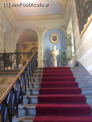 [P11] Intrarea in Palatul Viti » foto by Dana.S
 - 
<span class="allrVoted glyphicon glyphicon-heart hidden" id="av789435"></span>
<a class="m-l-10 hidden" id="sv789435" onclick="voting_Foto_DelVot(,789435,21018)" role="button">șterge vot <span class="glyphicon glyphicon-remove"></span></a>
<a id="v9789435" class=" c-red"  onclick="voting_Foto_SetVot(789435)" role="button"><span class="glyphicon glyphicon-heart-empty"></span> <b>LIKE</b> = Votează poza</a> <img class="hidden"  id="f789435W9" src="/imagini/loader.gif" border="0" /><span class="AjErrMes hidden" id="e789435ErM"></span>