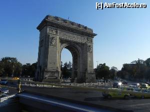 [P07] Arcul de Triumf, pe lîngă care se trece de două ori, de la Piaţa Presei pînă aici traseul fiind comun la dus şi la întors (pe Kiseleff).  » foto by abancor
 - 
<span class="allrVoted glyphicon glyphicon-heart hidden" id="av365717"></span>
<a class="m-l-10 hidden" id="sv365717" onclick="voting_Foto_DelVot(,365717,21034)" role="button">șterge vot <span class="glyphicon glyphicon-remove"></span></a>
<a id="v9365717" class=" c-red"  onclick="voting_Foto_SetVot(365717)" role="button"><span class="glyphicon glyphicon-heart-empty"></span> <b>LIKE</b> = Votează poza</a> <img class="hidden"  id="f365717W9" src="/imagini/loader.gif" border="0" /><span class="AjErrMes hidden" id="e365717ErM"></span>