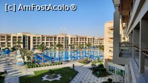 [P37] vedere din balconul camerei spre piscina mare » foto by artemisa24
 - 
<span class="allrVoted glyphicon glyphicon-heart hidden" id="av1505161"></span>
<a class="m-l-10 hidden" id="sv1505161" onclick="voting_Foto_DelVot(,1505161,21059)" role="button">șterge vot <span class="glyphicon glyphicon-remove"></span></a>
<a id="v91505161" class=" c-red"  onclick="voting_Foto_SetVot(1505161)" role="button"><span class="glyphicon glyphicon-heart-empty"></span> <b>LIKE</b> = Votează poza</a> <img class="hidden"  id="f1505161W9" src="/imagini/loader.gif" border="0" /><span class="AjErrMes hidden" id="e1505161ErM"></span>