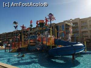 [P14] Piscina copii » foto by mondo_76
 - 
<span class="allrVoted glyphicon glyphicon-heart hidden" id="av1216204"></span>
<a class="m-l-10 hidden" id="sv1216204" onclick="voting_Foto_DelVot(,1216204,21059)" role="button">șterge vot <span class="glyphicon glyphicon-remove"></span></a>
<a id="v91216204" class=" c-red"  onclick="voting_Foto_SetVot(1216204)" role="button"><span class="glyphicon glyphicon-heart-empty"></span> <b>LIKE</b> = Votează poza</a> <img class="hidden"  id="f1216204W9" src="/imagini/loader.gif" border="0" /><span class="AjErrMes hidden" id="e1216204ErM"></span>