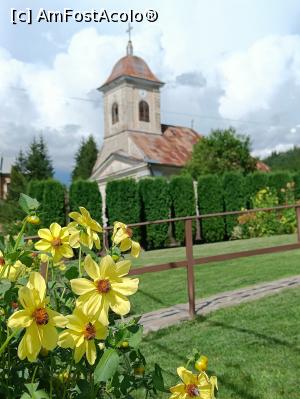 [P19] Biserica romano-catolică „Sf. Maria”. » foto by tata123 🔱
 - 
<span class="allrVoted glyphicon glyphicon-heart hidden" id="av1329533"></span>
<a class="m-l-10 hidden" id="sv1329533" onclick="voting_Foto_DelVot(,1329533,21083)" role="button">șterge vot <span class="glyphicon glyphicon-remove"></span></a>
<a id="v91329533" class=" c-red"  onclick="voting_Foto_SetVot(1329533)" role="button"><span class="glyphicon glyphicon-heart-empty"></span> <b>LIKE</b> = Votează poza</a> <img class="hidden"  id="f1329533W9" src="/imagini/loader.gif" border="0" /><span class="AjErrMes hidden" id="e1329533ErM"></span>