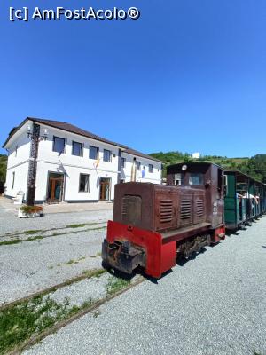 [P05] Gara nou inaugurată și garnitura de tren. » foto by tata123 🔱
 - 
<span class="allrVoted glyphicon glyphicon-heart hidden" id="av1331988"></span>
<a class="m-l-10 hidden" id="sv1331988" onclick="voting_Foto_DelVot(,1331988,21083)" role="button">șterge vot <span class="glyphicon glyphicon-remove"></span></a>
<a id="v91331988" class=" c-red"  onclick="voting_Foto_SetVot(1331988)" role="button"><span class="glyphicon glyphicon-heart-empty"></span> <b>LIKE</b> = Votează poza</a> <img class="hidden"  id="f1331988W9" src="/imagini/loader.gif" border="0" /><span class="AjErrMes hidden" id="e1331988ErM"></span>