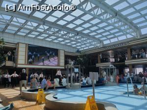 [P01] Piscina interioara » foto by dianamea
 - 
<span class="allrVoted glyphicon glyphicon-heart hidden" id="av1501874"></span>
<a class="m-l-10 hidden" id="sv1501874" onclick="voting_Foto_DelVot(,1501874,21098)" role="button">șterge vot <span class="glyphicon glyphicon-remove"></span></a>
<a id="v91501874" class=" c-red"  onclick="voting_Foto_SetVot(1501874)" role="button"><span class="glyphicon glyphicon-heart-empty"></span> <b>LIKE</b> = Votează poza</a> <img class="hidden"  id="f1501874W9" src="/imagini/loader.gif" border="0" /><span class="AjErrMes hidden" id="e1501874ErM"></span>