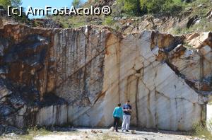 [P03] Bogatie naturala in cariera de marmura din Alun. Bloc de peste 10 metri inaltime » foto by Dan&Ema
 - 
<span class="allrVoted glyphicon glyphicon-heart hidden" id="av795005"></span>
<a class="m-l-10 hidden" id="sv795005" onclick="voting_Foto_DelVot(,795005,21100)" role="button">șterge vot <span class="glyphicon glyphicon-remove"></span></a>
<a id="v9795005" class=" c-red"  onclick="voting_Foto_SetVot(795005)" role="button"><span class="glyphicon glyphicon-heart-empty"></span> <b>LIKE</b> = Votează poza</a> <img class="hidden"  id="f795005W9" src="/imagini/loader.gif" border="0" /><span class="AjErrMes hidden" id="e795005ErM"></span>