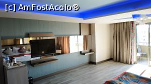 [P17] <strong>Royal Seginus Hotel - camera</strong> » foto by elenaadina
 - 
<span class="allrVoted glyphicon glyphicon-heart hidden" id="av1336220"></span>
<a class="m-l-10 hidden" id="sv1336220" onclick="voting_Foto_DelVot(,1336220,21199)" role="button">șterge vot <span class="glyphicon glyphicon-remove"></span></a>
<a id="v91336220" class=" c-red"  onclick="voting_Foto_SetVot(1336220)" role="button"><span class="glyphicon glyphicon-heart-empty"></span> <b>LIKE</b> = Votează poza</a> <img class="hidden"  id="f1336220W9" src="/imagini/loader.gif" border="0" /><span class="AjErrMes hidden" id="e1336220ErM"></span>