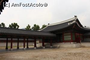 [P31] Seul, Palatul Gyeongbok, Altarul Taewon, poză iconică, coridor acoperit pentru rege » foto by mprofeanu
 - 
<span class="allrVoted glyphicon glyphicon-heart hidden" id="av805289"></span>
<a class="m-l-10 hidden" id="sv805289" onclick="voting_Foto_DelVot(,805289,21214)" role="button">șterge vot <span class="glyphicon glyphicon-remove"></span></a>
<a id="v9805289" class=" c-red"  onclick="voting_Foto_SetVot(805289)" role="button"><span class="glyphicon glyphicon-heart-empty"></span> <b>LIKE</b> = Votează poza</a> <img class="hidden"  id="f805289W9" src="/imagini/loader.gif" border="0" /><span class="AjErrMes hidden" id="e805289ErM"></span>