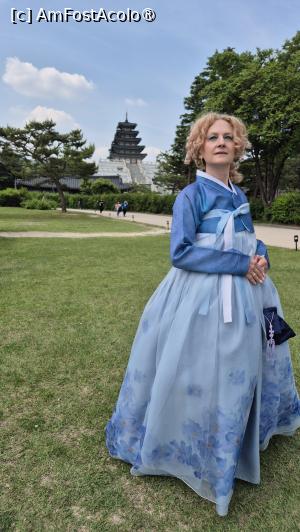 [P29] Muzeul National de Folclor din Coreea, care se viziteaza gratuit, avand 3 expozitii permanente si 2 expozitii speciale, o biblioteca, un magazin de suveniruri, o cofetarie.  » foto by geani anto
 - 
<span class="allrVoted glyphicon glyphicon-heart hidden" id="av1517627"></span>
<a class="m-l-10 hidden" id="sv1517627" onclick="voting_Foto_DelVot(,1517627,21214)" role="button">șterge vot <span class="glyphicon glyphicon-remove"></span></a>
<a id="v91517627" class=" c-red"  onclick="voting_Foto_SetVot(1517627)" role="button"><span class="glyphicon glyphicon-heart-empty"></span> <b>LIKE</b> = Votează poza</a> <img class="hidden"  id="f1517627W9" src="/imagini/loader.gif" border="0" /><span class="AjErrMes hidden" id="e1517627ErM"></span>