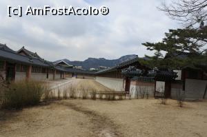 [P08] Gyeongbokgung Palace » foto by Tesaria
 - 
<span class="allrVoted glyphicon glyphicon-heart hidden" id="av956222"></span>
<a class="m-l-10 hidden" id="sv956222" onclick="voting_Foto_DelVot(,956222,21214)" role="button">șterge vot <span class="glyphicon glyphicon-remove"></span></a>
<a id="v9956222" class=" c-red"  onclick="voting_Foto_SetVot(956222)" role="button"><span class="glyphicon glyphicon-heart-empty"></span> <b>LIKE</b> = Votează poza</a> <img class="hidden"  id="f956222W9" src="/imagini/loader.gif" border="0" /><span class="AjErrMes hidden" id="e956222ErM"></span>