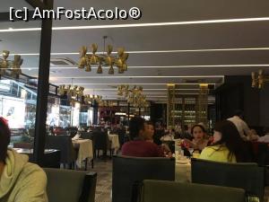 [P15] Istanbul - city tour, restaurantul din Alemdar » foto by MirelaV
 - 
<span class="allrVoted glyphicon glyphicon-heart hidden" id="av807917"></span>
<a class="m-l-10 hidden" id="sv807917" onclick="voting_Foto_DelVot(,807917,21241)" role="button">șterge vot <span class="glyphicon glyphicon-remove"></span></a>
<a id="v9807917" class=" c-red"  onclick="voting_Foto_SetVot(807917)" role="button"><span class="glyphicon glyphicon-heart-empty"></span> <b>LIKE</b> = Votează poza</a> <img class="hidden"  id="f807917W9" src="/imagini/loader.gif" border="0" /><span class="AjErrMes hidden" id="e807917ErM"></span>