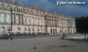 [P07] Castelul Herrenchiemse, Lacul Chiemsee, localitatea Prien (Bavaria Superioară), Germania (poză făcut din grădina castelului).  » foto by traian.leuca †
 - 
<span class="allrVoted glyphicon glyphicon-heart hidden" id="av554256"></span>
<a class="m-l-10 hidden" id="sv554256" onclick="voting_Foto_DelVot(,554256,21262)" role="button">șterge vot <span class="glyphicon glyphicon-remove"></span></a>
<a id="v9554256" class=" c-red"  onclick="voting_Foto_SetVot(554256)" role="button"><span class="glyphicon glyphicon-heart-empty"></span> <b>LIKE</b> = Votează poza</a> <img class="hidden"  id="f554256W9" src="/imagini/loader.gif" border="0" /><span class="AjErrMes hidden" id="e554256ErM"></span>