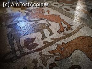 [P21] Catedrala din Otranto; podea » foto by crismis
 - 
<span class="allrVoted glyphicon glyphicon-heart hidden" id="av1284939"></span>
<a class="m-l-10 hidden" id="sv1284939" onclick="voting_Foto_DelVot(,1284939,21287)" role="button">șterge vot <span class="glyphicon glyphicon-remove"></span></a>
<a id="v91284939" class=" c-red"  onclick="voting_Foto_SetVot(1284939)" role="button"><span class="glyphicon glyphicon-heart-empty"></span> <b>LIKE</b> = Votează poza</a> <img class="hidden"  id="f1284939W9" src="/imagini/loader.gif" border="0" /><span class="AjErrMes hidden" id="e1284939ErM"></span>