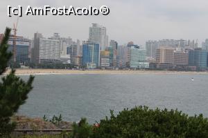 [P24] Busan, Plaja Haeundae, locul unde marea, plaja, faleza și clădirile creează un tot armonios » foto by mprofeanu
 - 
<span class="allrVoted glyphicon glyphicon-heart hidden" id="av819908"></span>
<a class="m-l-10 hidden" id="sv819908" onclick="voting_Foto_DelVot(,819908,21334)" role="button">șterge vot <span class="glyphicon glyphicon-remove"></span></a>
<a id="v9819908" class=" c-red"  onclick="voting_Foto_SetVot(819908)" role="button"><span class="glyphicon glyphicon-heart-empty"></span> <b>LIKE</b> = Votează poza</a> <img class="hidden"  id="f819908W9" src="/imagini/loader.gif" border="0" /><span class="AjErrMes hidden" id="e819908ErM"></span>