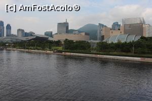 [P57] Busan, Centum City, Shinsegae, Busan Cinema Center, vedere generală de pe pod » foto by mprofeanu
 - 
<span class="allrVoted glyphicon glyphicon-heart hidden" id="av819969"></span>
<a class="m-l-10 hidden" id="sv819969" onclick="voting_Foto_DelVot(,819969,21334)" role="button">șterge vot <span class="glyphicon glyphicon-remove"></span></a>
<a id="v9819969" class=" c-red"  onclick="voting_Foto_SetVot(819969)" role="button"><span class="glyphicon glyphicon-heart-empty"></span> <b>LIKE</b> = Votează poza</a> <img class="hidden"  id="f819969W9" src="/imagini/loader.gif" border="0" /><span class="AjErrMes hidden" id="e819969ErM"></span>