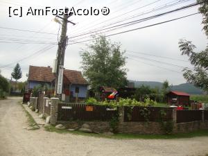 [P04] Am ajuns în localitatea Crișeni. În fața noastră se afla Muzeul Pălăriilor de Paie, adică obiectivul pentru care venisem până aici.  » foto by Floryn81
 - 
<span class="allrVoted glyphicon glyphicon-heart hidden" id="av819645"></span>
<a class="m-l-10 hidden" id="sv819645" onclick="voting_Foto_DelVot(,819645,21335)" role="button">șterge vot <span class="glyphicon glyphicon-remove"></span></a>
<a id="v9819645" class=" c-red"  onclick="voting_Foto_SetVot(819645)" role="button"><span class="glyphicon glyphicon-heart-empty"></span> <b>LIKE</b> = Votează poza</a> <img class="hidden"  id="f819645W9" src="/imagini/loader.gif" border="0" /><span class="AjErrMes hidden" id="e819645ErM"></span>