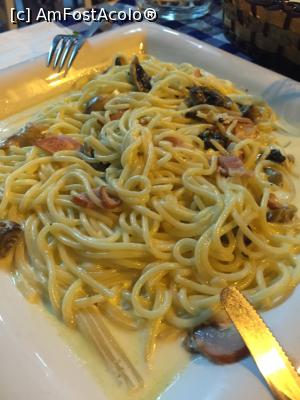 [P10] Paste cu fructe de mare, Avli » foto by krisstinna
 - 
<span class="allrVoted glyphicon glyphicon-heart hidden" id="av822864"></span>
<a class="m-l-10 hidden" id="sv822864" onclick="voting_Foto_DelVot(,822864,21354)" role="button">șterge vot <span class="glyphicon glyphicon-remove"></span></a>
<a id="v9822864" class=" c-red"  onclick="voting_Foto_SetVot(822864)" role="button"><span class="glyphicon glyphicon-heart-empty"></span> <b>LIKE</b> = Votează poza</a> <img class="hidden"  id="f822864W9" src="/imagini/loader.gif" border="0" /><span class="AjErrMes hidden" id="e822864ErM"></span>