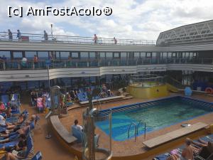 [P14] piscina animată » foto by robert
 - 
<span class="allrVoted glyphicon glyphicon-heart hidden" id="av1153462"></span>
<a class="m-l-10 hidden" id="sv1153462" onclick="voting_Foto_DelVot(,1153462,21387)" role="button">șterge vot <span class="glyphicon glyphicon-remove"></span></a>
<a id="v91153462" class=" c-red"  onclick="voting_Foto_SetVot(1153462)" role="button"><span class="glyphicon glyphicon-heart-empty"></span> <b>LIKE</b> = Votează poza</a> <img class="hidden"  id="f1153462W9" src="/imagini/loader.gif" border="0" /><span class="AjErrMes hidden" id="e1153462ErM"></span>