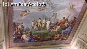 [P03] Pictură pe tavanul unei săli, înfățisând primirea lui Hercule în Olimp » foto by Rofri
 - 
<span class="allrVoted glyphicon glyphicon-heart hidden" id="av958156"></span>
<a class="m-l-10 hidden" id="sv958156" onclick="voting_Foto_DelVot(,958156,21403)" role="button">șterge vot <span class="glyphicon glyphicon-remove"></span></a>
<a id="v9958156" class=" c-red"  onclick="voting_Foto_SetVot(958156)" role="button"><span class="glyphicon glyphicon-heart-empty"></span> <b>LIKE</b> = Votează poza</a> <img class="hidden"  id="f958156W9" src="/imagini/loader.gif" border="0" /><span class="AjErrMes hidden" id="e958156ErM"></span>