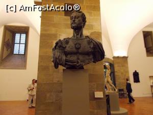 [P13] Muzeul Bargello, Florența. Bustul lui <i>Cosimo I de Medici</i> de Benvenito Cellini. » foto by mihaelavoicu
 - 
<span class="allrVoted glyphicon glyphicon-heart hidden" id="av1224159"></span>
<a class="m-l-10 hidden" id="sv1224159" onclick="voting_Foto_DelVot(,1224159,21403)" role="button">șterge vot <span class="glyphicon glyphicon-remove"></span></a>
<a id="v91224159" class=" c-red"  onclick="voting_Foto_SetVot(1224159)" role="button"><span class="glyphicon glyphicon-heart-empty"></span> <b>LIKE</b> = Votează poza</a> <img class="hidden"  id="f1224159W9" src="/imagini/loader.gif" border="0" /><span class="AjErrMes hidden" id="e1224159ErM"></span>