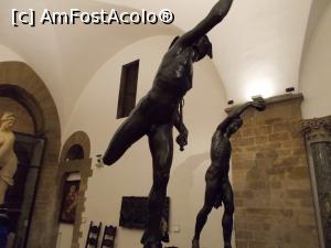 [P16] Muzeul Bargello, Florența. <i>Bacchus</i> și <i>Mercurio Volante</i>, brobzuri de Giambologna » foto by mihaelavoicu
 - 
<span class="allrVoted glyphicon glyphicon-heart hidden" id="av1224162"></span>
<a class="m-l-10 hidden" id="sv1224162" onclick="voting_Foto_DelVot(,1224162,21403)" role="button">șterge vot <span class="glyphicon glyphicon-remove"></span></a>
<a id="v91224162" class=" c-red"  onclick="voting_Foto_SetVot(1224162)" role="button"><span class="glyphicon glyphicon-heart-empty"></span> <b>LIKE</b> = Votează poza</a> <img class="hidden"  id="f1224162W9" src="/imagini/loader.gif" border="0" /><span class="AjErrMes hidden" id="e1224162ErM"></span>