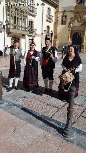 [P56] Localnici în costume tradiționale » foto by Mitica49
 - 
<span class="allrVoted glyphicon glyphicon-heart hidden" id="av1424222"></span>
<a class="m-l-10 hidden" id="sv1424222" onclick="voting_Foto_DelVot(,1424222,21454)" role="button">șterge vot <span class="glyphicon glyphicon-remove"></span></a>
<a id="v91424222" class=" c-red"  onclick="voting_Foto_SetVot(1424222)" role="button"><span class="glyphicon glyphicon-heart-empty"></span> <b>LIKE</b> = Votează poza</a> <img class="hidden"  id="f1424222W9" src="/imagini/loader.gif" border="0" /><span class="AjErrMes hidden" id="e1424222ErM"></span>