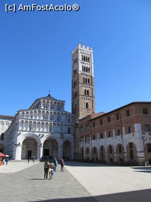 [P11] Catedrala din Lucca(Duomo di San Martino) » foto by rsimona
 - 
<span class="allrVoted glyphicon glyphicon-heart hidden" id="av829800"></span>
<a class="m-l-10 hidden" id="sv829800" onclick="voting_Foto_DelVot(,829800,21466)" role="button">șterge vot <span class="glyphicon glyphicon-remove"></span></a>
<a id="v9829800" class=" c-red"  onclick="voting_Foto_SetVot(829800)" role="button"><span class="glyphicon glyphicon-heart-empty"></span> <b>LIKE</b> = Votează poza</a> <img class="hidden"  id="f829800W9" src="/imagini/loader.gif" border="0" /><span class="AjErrMes hidden" id="e829800ErM"></span>