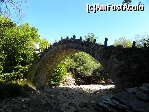 [P35] Podul Capetan Arkouda » foto by marius.covaci
 - 
<span class="allrVoted glyphicon glyphicon-heart hidden" id="av204407"></span>
<a class="m-l-10 hidden" id="sv204407" onclick="voting_Foto_DelVot(,204407,21484)" role="button">șterge vot <span class="glyphicon glyphicon-remove"></span></a>
<a id="v9204407" class=" c-red"  onclick="voting_Foto_SetVot(204407)" role="button"><span class="glyphicon glyphicon-heart-empty"></span> <b>LIKE</b> = Votează poza</a> <img class="hidden"  id="f204407W9" src="/imagini/loader.gif" border="0" /><span class="AjErrMes hidden" id="e204407ErM"></span>