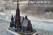 [P09] Austria - Viena - Stephansplatz si Stephansdom - o miniatura a catedralei » foto by irma_ro*
 - 
<span class="allrVoted glyphicon glyphicon-heart hidden" id="av169350"></span>
<a class="m-l-10 hidden" id="sv169350" onclick="voting_Foto_DelVot(,169350,21492)" role="button">șterge vot <span class="glyphicon glyphicon-remove"></span></a>
<a id="v9169350" class=" c-red"  onclick="voting_Foto_SetVot(169350)" role="button"><span class="glyphicon glyphicon-heart-empty"></span> <b>LIKE</b> = Votează poza</a> <img class="hidden"  id="f169350W9" src="/imagini/loader.gif" border="0" /><span class="AjErrMes hidden" id="e169350ErM"></span>