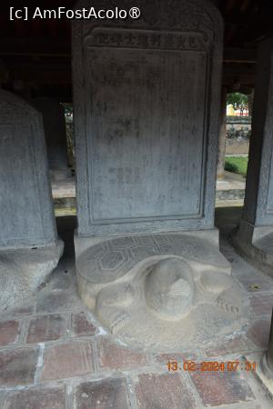 [P31] Hanoi - Templul Literaturii , pietrele ( Stele ) dedicate doctoranzilor » foto by Pușcașu Marin
 - 
<span class="allrVoted glyphicon glyphicon-heart hidden" id="av1422884"></span>
<a class="m-l-10 hidden" id="sv1422884" onclick="voting_Foto_DelVot(,1422884,21495)" role="button">șterge vot <span class="glyphicon glyphicon-remove"></span></a>
<a id="v91422884" class=" c-red"  onclick="voting_Foto_SetVot(1422884)" role="button"><span class="glyphicon glyphicon-heart-empty"></span> <b>LIKE</b> = Votează poza</a> <img class="hidden"  id="f1422884W9" src="/imagini/loader.gif" border="0" /><span class="AjErrMes hidden" id="e1422884ErM"></span>