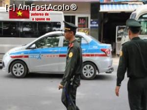 [P11] Poliția vietnamerză, discretă și prietenoasă.  » foto by glcitizen
 - 
<span class="allrVoted glyphicon glyphicon-heart hidden" id="av835164"></span>
<a class="m-l-10 hidden" id="sv835164" onclick="voting_Foto_DelVot(,835164,21495)" role="button">șterge vot <span class="glyphicon glyphicon-remove"></span></a>
<a id="v9835164" class=" c-red"  onclick="voting_Foto_SetVot(835164)" role="button"><span class="glyphicon glyphicon-heart-empty"></span> <b>LIKE</b> = Votează poza</a> <img class="hidden"  id="f835164W9" src="/imagini/loader.gif" border="0" /><span class="AjErrMes hidden" id="e835164ErM"></span>