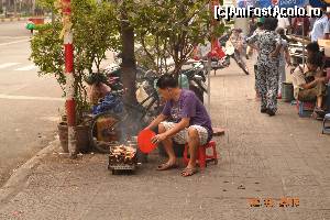 [P22] poftiti la gratar! in dreapta, aveti si masute cu scaunele » foto by andreea72
 - 
<span class="allrVoted glyphicon glyphicon-heart hidden" id="av593264"></span>
<a class="m-l-10 hidden" id="sv593264" onclick="voting_Foto_DelVot(,593264,21496)" role="button">șterge vot <span class="glyphicon glyphicon-remove"></span></a>
<a id="v9593264" class=" c-red"  onclick="voting_Foto_SetVot(593264)" role="button"><span class="glyphicon glyphicon-heart-empty"></span> <b>LIKE</b> = Votează poza</a> <img class="hidden"  id="f593264W9" src="/imagini/loader.gif" border="0" /><span class="AjErrMes hidden" id="e593264ErM"></span>