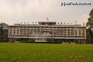 [P02] palatul si curtea bine ingrijita » foto by andreea72
 - 
<span class="allrVoted glyphicon glyphicon-heart hidden" id="av593562"></span>
<a class="m-l-10 hidden" id="sv593562" onclick="voting_Foto_DelVot(,593562,21496)" role="button">șterge vot <span class="glyphicon glyphicon-remove"></span></a>
<a id="v9593562" class=" c-red"  onclick="voting_Foto_SetVot(593562)" role="button"><span class="glyphicon glyphicon-heart-empty"></span> <b>LIKE</b> = Votează poza</a> <img class="hidden"  id="f593562W9" src="/imagini/loader.gif" border="0" /><span class="AjErrMes hidden" id="e593562ErM"></span>