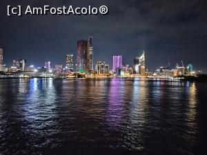 [P01] Zgârie-norii văzuţi de pe râul Sai Gon » foto by Marius 72
 - 
<span class="allrVoted glyphicon glyphicon-heart hidden" id="av1345021"></span>
<a class="m-l-10 hidden" id="sv1345021" onclick="voting_Foto_DelVot(,1345021,21496)" role="button">șterge vot <span class="glyphicon glyphicon-remove"></span></a>
<a id="v91345021" class=" c-red"  onclick="voting_Foto_SetVot(1345021)" role="button"><span class="glyphicon glyphicon-heart-empty"></span> <b>LIKE</b> = Votează poza</a> <img class="hidden"  id="f1345021W9" src="/imagini/loader.gif" border="0" /><span class="AjErrMes hidden" id="e1345021ErM"></span>