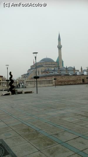 [P01] Mevlana, un loc de suflet, un loc de pelerinaj, mausoleul uni mare poet, Rumi.  » foto by senateo
 - 
<span class="allrVoted glyphicon glyphicon-heart hidden" id="av833878"></span>
<a class="m-l-10 hidden" id="sv833878" onclick="voting_Foto_DelVot(,833878,21544)" role="button">șterge vot <span class="glyphicon glyphicon-remove"></span></a>
<a id="v9833878" class=" c-red"  onclick="voting_Foto_SetVot(833878)" role="button"><span class="glyphicon glyphicon-heart-empty"></span> <b>LIKE</b> = Votează poza</a> <img class="hidden"  id="f833878W9" src="/imagini/loader.gif" border="0" /><span class="AjErrMes hidden" id="e833878ErM"></span>