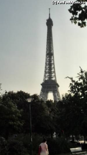 [P01] Turnul Eiffel-Paris vedere laterala de pe malul Senei- bd. Invalizilor » foto by florintoma
 - 
<span class="allrVoted glyphicon glyphicon-heart hidden" id="av558084"></span>
<a class="m-l-10 hidden" id="sv558084" onclick="voting_Foto_DelVot(,558084,21578)" role="button">șterge vot <span class="glyphicon glyphicon-remove"></span></a>
<a id="v9558084" class=" c-red"  onclick="voting_Foto_SetVot(558084)" role="button"><span class="glyphicon glyphicon-heart-empty"></span> <b>LIKE</b> = Votează poza</a> <img class="hidden"  id="f558084W9" src="/imagini/loader.gif" border="0" /><span class="AjErrMes hidden" id="e558084ErM"></span>