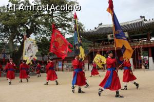 P03 [SEP-2016] Suwon, Palatul Hwaseong Haeng, Spectacolul ''24 Arte Marțiale'', defilarea steagurilor de luptă