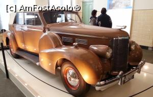 [P19] Cadillac-ul Convertible Sedan, cumparat în 1948 pentru regina Wilhemina » foto by Radu Tudoran
 - 
<span class="allrVoted glyphicon glyphicon-heart hidden" id="av840575"></span>
<a class="m-l-10 hidden" id="sv840575" onclick="voting_Foto_DelVot(,840575,21693)" role="button">șterge vot <span class="glyphicon glyphicon-remove"></span></a>
<a id="v9840575" class=" c-red"  onclick="voting_Foto_SetVot(840575)" role="button"><span class="glyphicon glyphicon-heart-empty"></span> <b>LIKE</b> = Votează poza</a> <img class="hidden"  id="f840575W9" src="/imagini/loader.gif" border="0" /><span class="AjErrMes hidden" id="e840575ErM"></span>