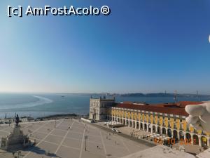 [P27] Praça do Comerçio de la Miradouro do Arco da Rua Augusta » foto by irinad
 - 
<span class="allrVoted glyphicon glyphicon-heart hidden" id="av1290013"></span>
<a class="m-l-10 hidden" id="sv1290013" onclick="voting_Foto_DelVot(,1290013,21757)" role="button">șterge vot <span class="glyphicon glyphicon-remove"></span></a>
<a id="v91290013" class=" c-red"  onclick="voting_Foto_SetVot(1290013)" role="button"><span class="glyphicon glyphicon-heart-empty"></span> <b>LIKE</b> = Votează poza</a> <img class="hidden"  id="f1290013W9" src="/imagini/loader.gif" border="0" /><span class="AjErrMes hidden" id="e1290013ErM"></span>