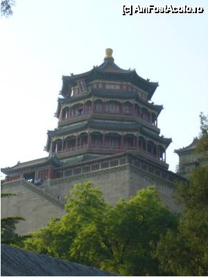 [P10] Pagoda Foxiangge care este construita pe varful Wanshou Shan din palatul de vara » foto by cdiana
 - 
<span class="allrVoted glyphicon glyphicon-heart hidden" id="av476653"></span>
<a class="m-l-10 hidden" id="sv476653" onclick="voting_Foto_DelVot(,476653,21804)" role="button">șterge vot <span class="glyphicon glyphicon-remove"></span></a>
<a id="v9476653" class=" c-red"  onclick="voting_Foto_SetVot(476653)" role="button"><span class="glyphicon glyphicon-heart-empty"></span> <b>LIKE</b> = Votează poza</a> <img class="hidden"  id="f476653W9" src="/imagini/loader.gif" border="0" /><span class="AjErrMes hidden" id="e476653ErM"></span>