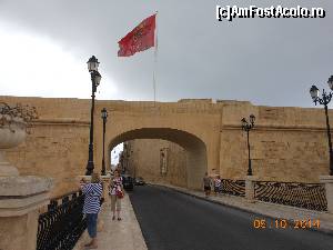 [P35] Birgu - Gate of Provence văzută din exterior.  » foto by iulianic
 - 
<span class="allrVoted glyphicon glyphicon-heart hidden" id="av574802"></span>
<a class="m-l-10 hidden" id="sv574802" onclick="voting_Foto_DelVot(,574802,21814)" role="button">șterge vot <span class="glyphicon glyphicon-remove"></span></a>
<a id="v9574802" class=" c-red"  onclick="voting_Foto_SetVot(574802)" role="button"><span class="glyphicon glyphicon-heart-empty"></span> <b>LIKE</b> = Votează poza</a> <img class="hidden"  id="f574802W9" src="/imagini/loader.gif" border="0" /><span class="AjErrMes hidden" id="e574802ErM"></span>